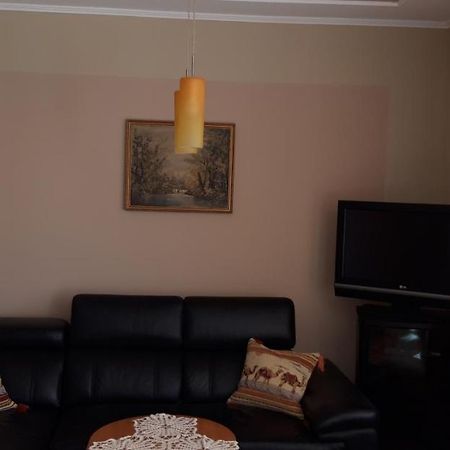 Ildi Apartman Gyenesdiás Exteriér fotografie