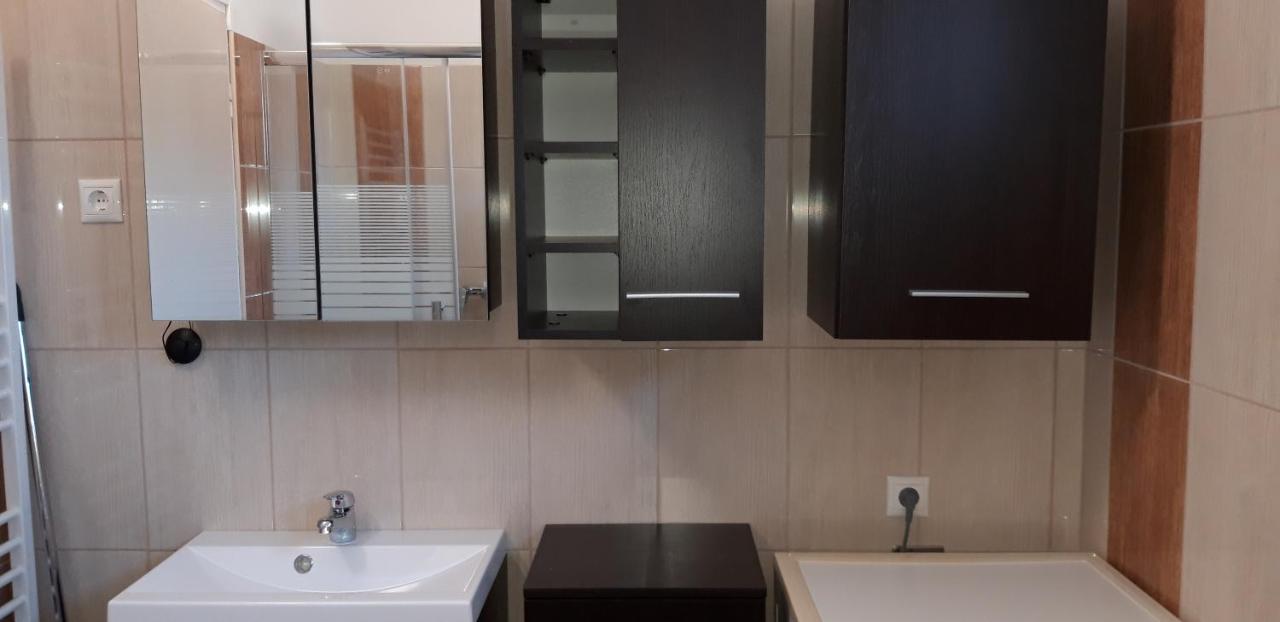 Ildi Apartman Gyenesdiás Exteriér fotografie