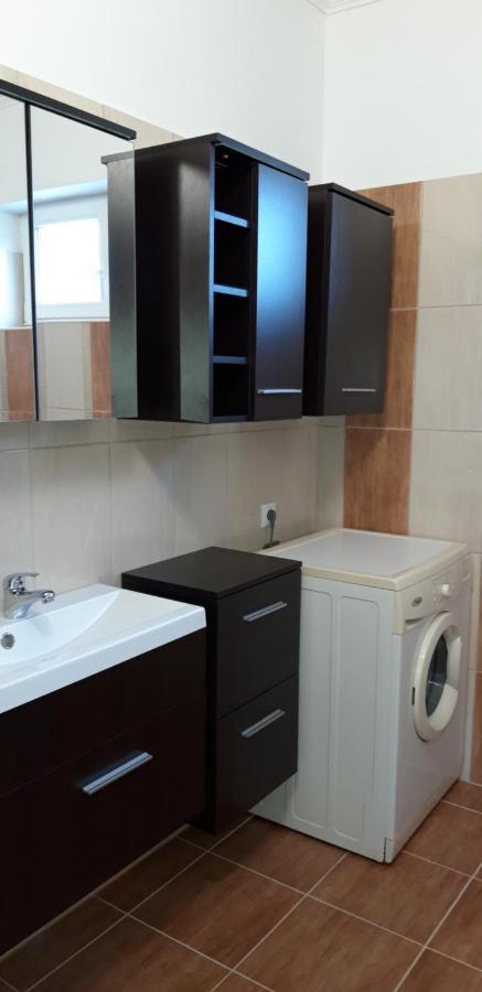Ildi Apartman Gyenesdiás Exteriér fotografie